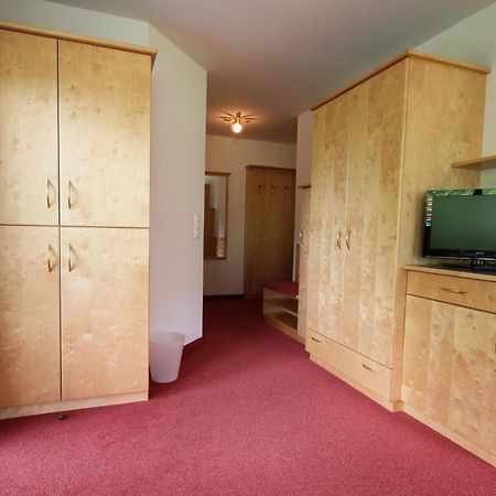 Hotel Garni Sonnblick Bad Kleinkirchheim Pokoj fotografie