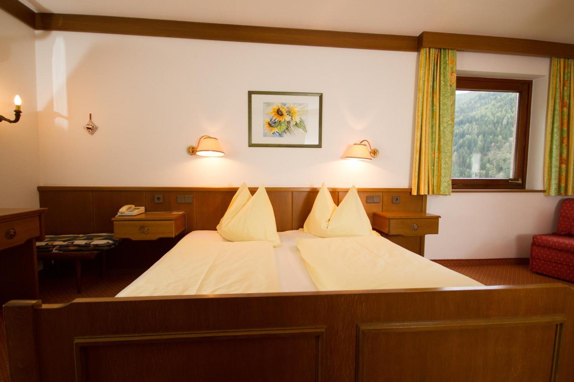 Hotel Garni Sonnblick Bad Kleinkirchheim Pokoj fotografie
